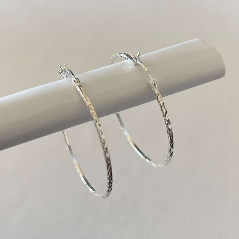 Sterling Silver Diamond Cut Hoop Earrings